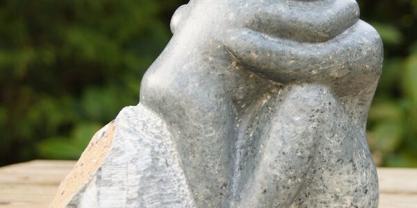 Moeder en kind in serpentijn
