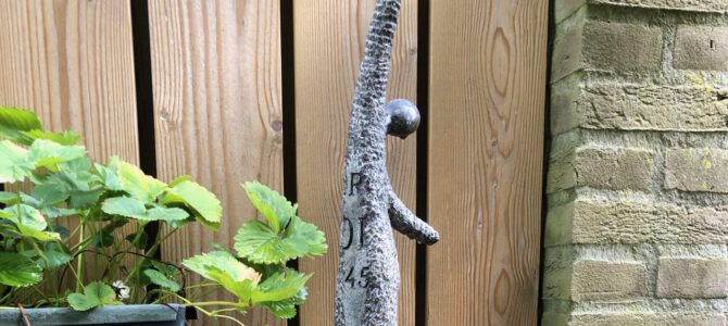 Torso uit grafsteen